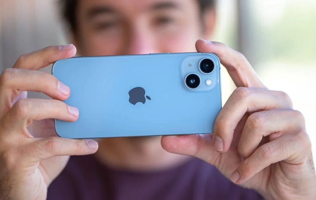 Раціональний та фінансово вигідний вибір смартфона Apple в магазині PhoneHUB